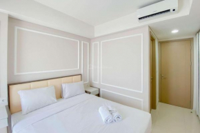 Well Furnished and Elegant 1BR Gold Coast Apartment By Travelio